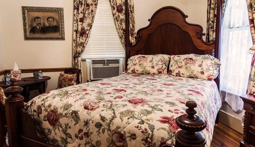 Suite superior, 1 cama de matrimonio, bañera de hidromasaje, vistas a la montaña