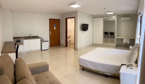 Habitación ejecutiva, 1 cama de matrimonio con sofá cama, accesible en silla de ruedas