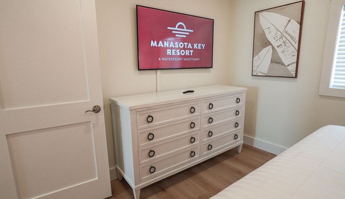 Suite, 1 cama de matrimonio grande con sofá cama, balcón, vistas a la playa (Sand Dollar Unit 226)