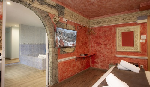 Suite de lujo, bañera de hidromasaje