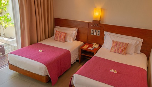 Habitación con 2 camas individuales, vistas a la laguna (Beach)