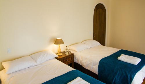 Habitación clásica con 2 camas individuales
