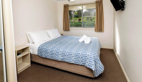 Superior Accessible 2 Bedroom Villa