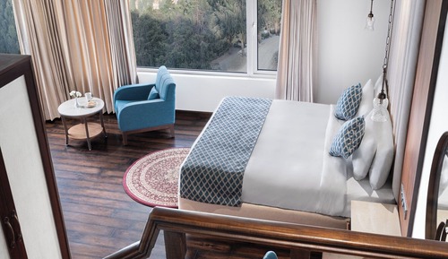 Luxury Suite