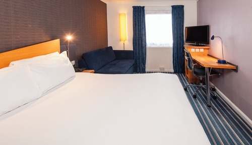 Habitación estándar, 1 cama doble con sofá cama (with Free Hot Breakfast)
