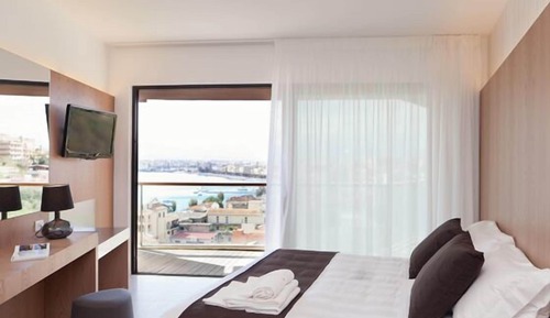 Habitación junior, bañera de hidromasaje, vistas al mar (Suite)
