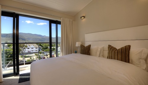 One Bedroom Apartment