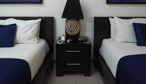 Habitación básica doble, 2 camas dobles