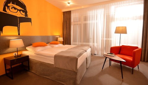 Habitación estándar con 1 cama doble o 2 individuales