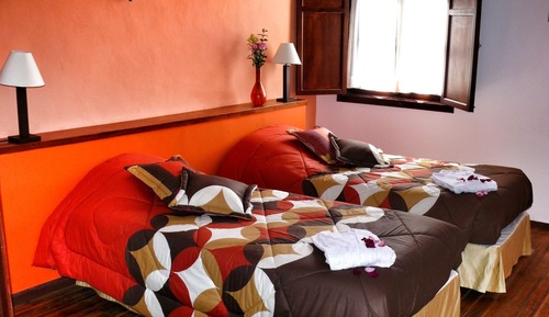 Habitación con 1 cama doble o 2 individuales