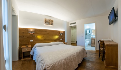 Suite Deluxe, bañera de hidromasaje