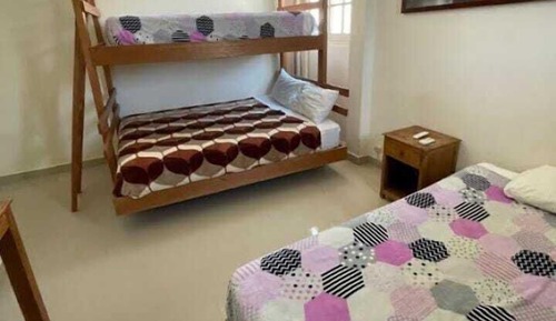 Habitación familiar con 1 cama doble o 2 individuales, 1 habitación