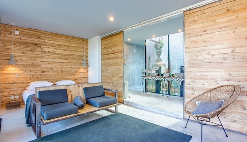 Superior Suite with Waterfall