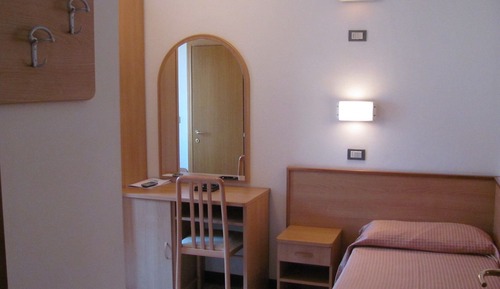 Habitación individual, vistas al jardín