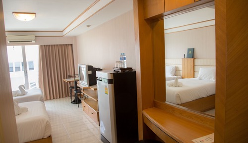 Standard Studio Twin Bed room 