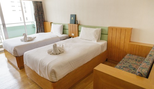 Superior Studio Twin bed room