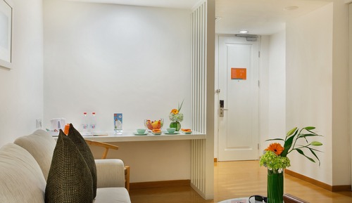 Suite (HARRIS)