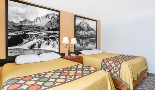 Habitación, 2 camas de matrimonio, accesible para personas con discapacidad (Mobility Accessible)