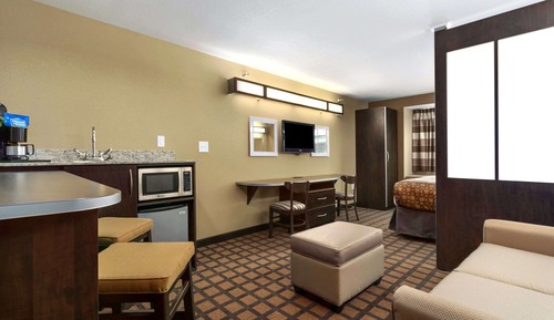 Suite estudio, 1 cama de matrimonio, accesible para personas con discapacidad (Mobility Accessible)