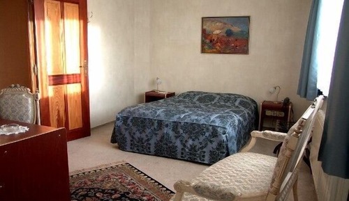 Habitación estándar con 1 cama doble o 2 individuales