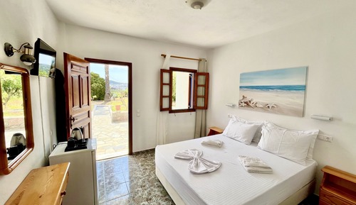 Habitación, vistas al jardín