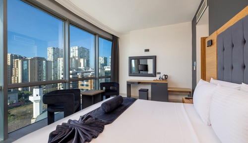 Habitación estándar, 1 cama doble, vistas a la ciudad