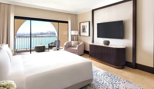 Suite ejecutiva, 1 cama de matrimonio grande, no fumadores, balcón