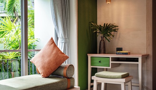 Tropicana Superior Room