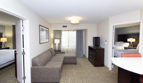 Suite, 2 habitaciones, accesible para personas con discapacidad (Communication, Accessible Tub)