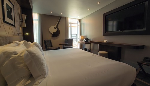 Suite familiar (2 Adults + 2 Children)