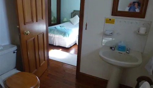 Habitación triple, baño privado