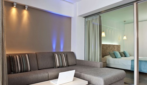 Suite junior, piscina privada, vistas al mar