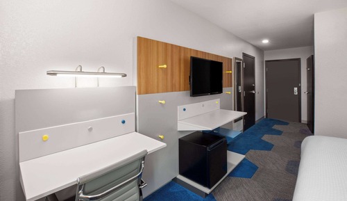 Habitación estándar, 2 camas de matrimonio, accesible para personas con discapacidad (Non-Smoking)