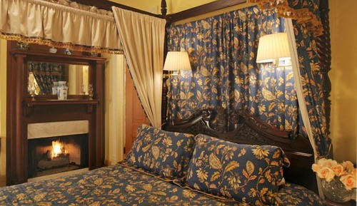 Jackson House Room 3