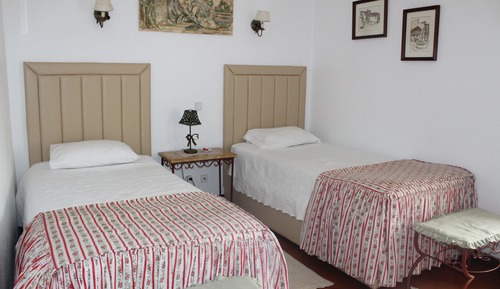 Habitación estándar con 2 camas individuales, baño privado