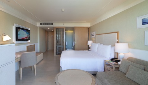 Habitación Deluxe, 1 cama de matrimonio grande, vistas a la piscina