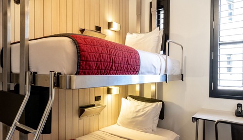Habitación (Bunk Pod)