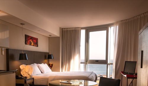 Suite, vistas al río