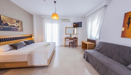 Junior Suite With Balcony