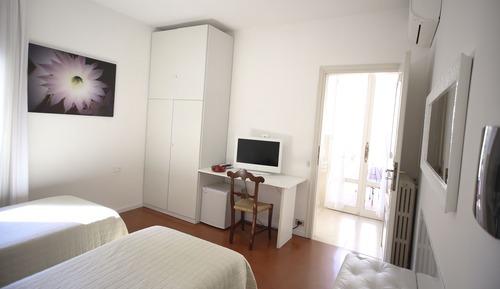 Habitación clásica doble de uso individual, vistas al jardín