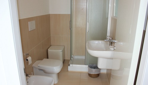 Habitación clásica con 1 cama doble o 2 individuales, vistas al jardín