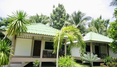 Bungalow estándar, 1 cama doble, en la zona del jardín