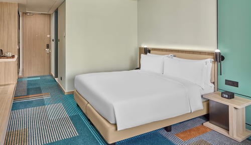 Habitación estándar, 1 cama de matrimonio grande, Acceso al salón del club