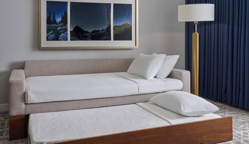 Suite estudio, 1 cama de matrimonio grande con sofá cama, vistas a la montaña
