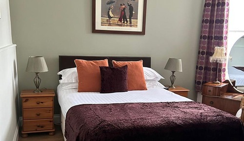 Traditional Cottage, 1 King Bed (no pets)