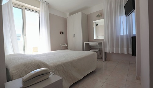 Habitación Confort doble, balcón