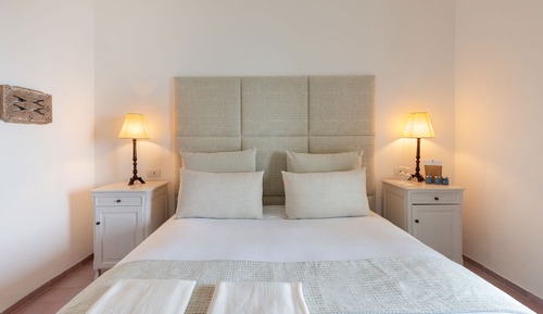 Habitación Premium con 1 cama doble o 2 individuales