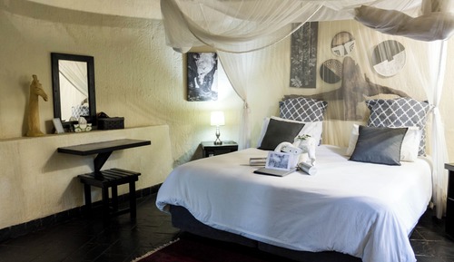 Standard Room, River Lodge