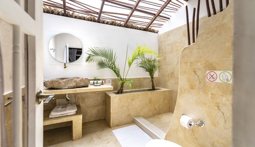 Bungalow, mirando al mar