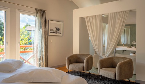 Habitación doble, vistas al jardín (Chambre d'Amour)
